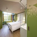 Aja Hotel 4*