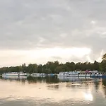 Hotel Aja 4*