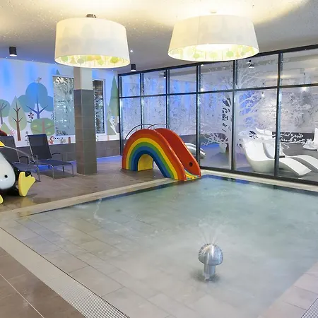 Hotel Aja 4*