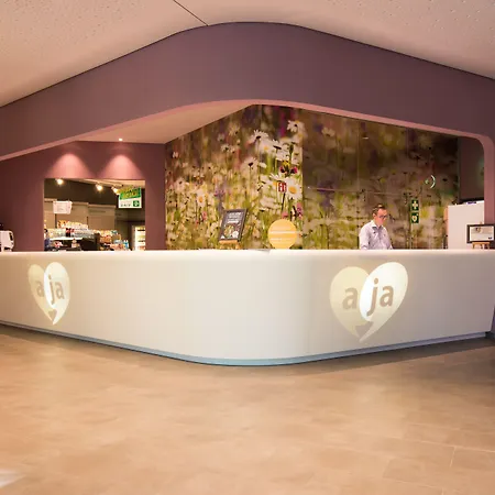 Aja Hotel 4*