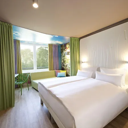 Aja 4* 바트 자로
