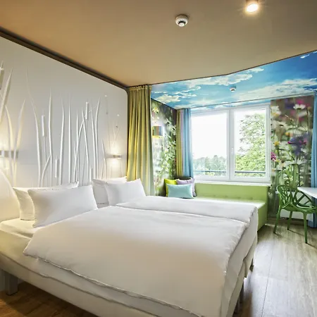 Aja Hotel